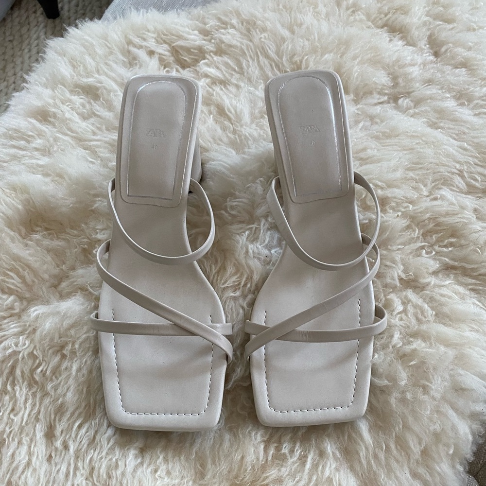 Zara Leather Heeled Square Toe Sandals Sz 40